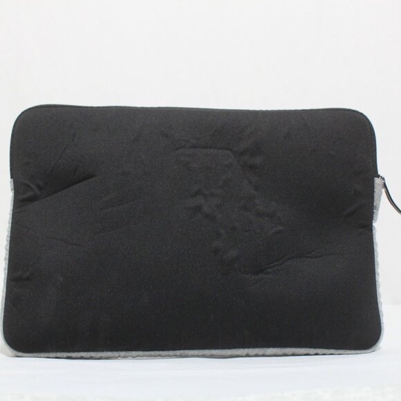 Incase Black Zipper Laptop Ipad Computer Soft Protective Sleeve - Picture 2 of 6